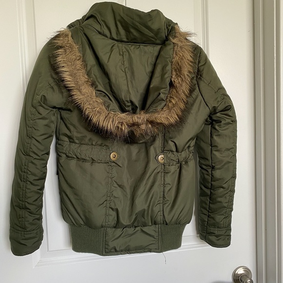 Dollhouse Outerwear Olive Green Hooded Puff Jacket - Picture 2 of 4